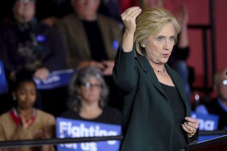 U.S. Democratic presidential candidate Hillary Clinton speaks at a campaign stop at Clinton Middle School in Clinton, Iowa, November 22, 2015. REUTERS/Mark Kauzlarich