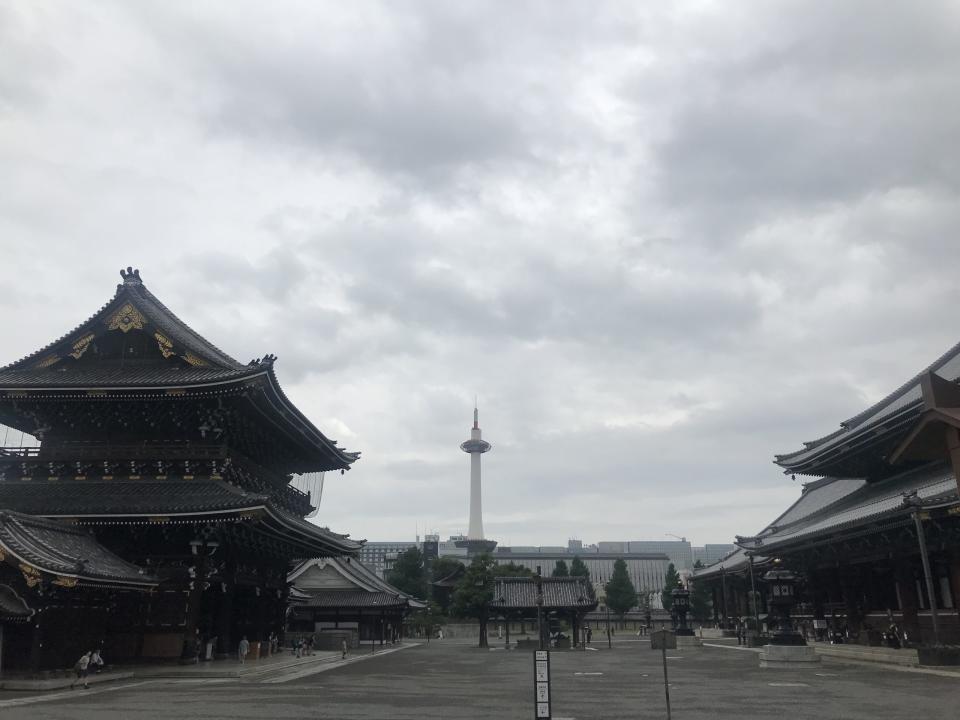 京都塔和東本願寺