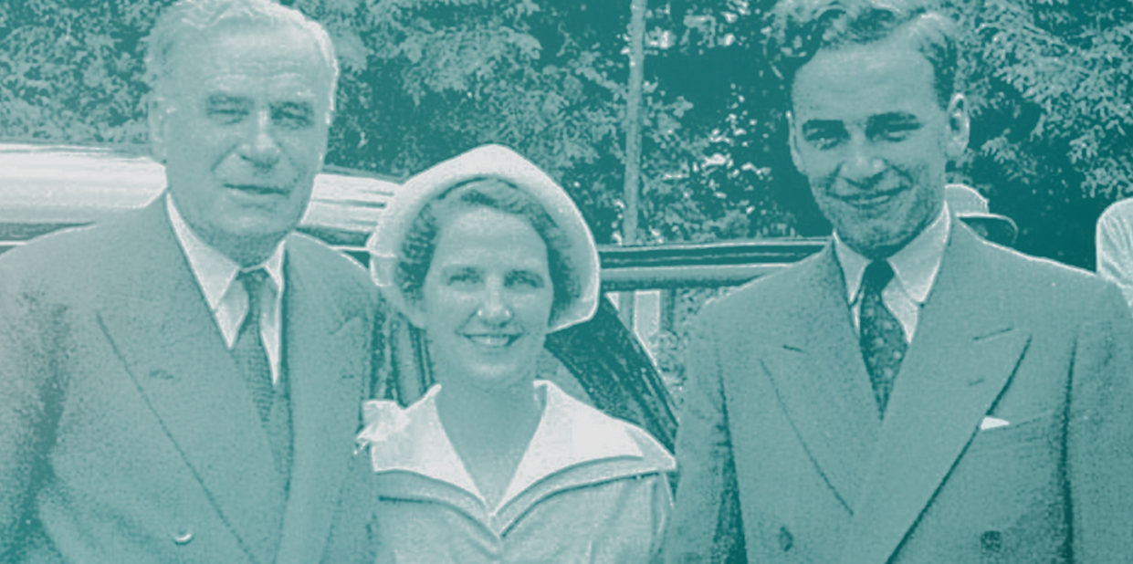 The successor: Rupert Murdoch, on right, with his parents Sir Keith and Elisabeth Murdoch around 1950. New South Publishing