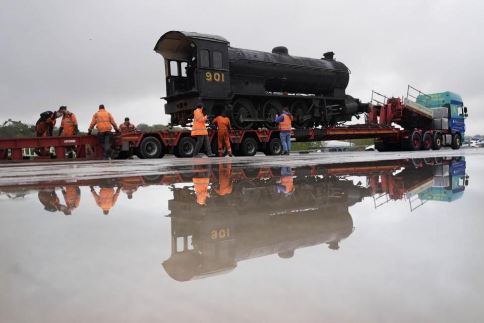 The Northern Echo: The Q7 locomotive is moved into Locomotion's Â£8m New Hall in in Shildon, County Durham as part of