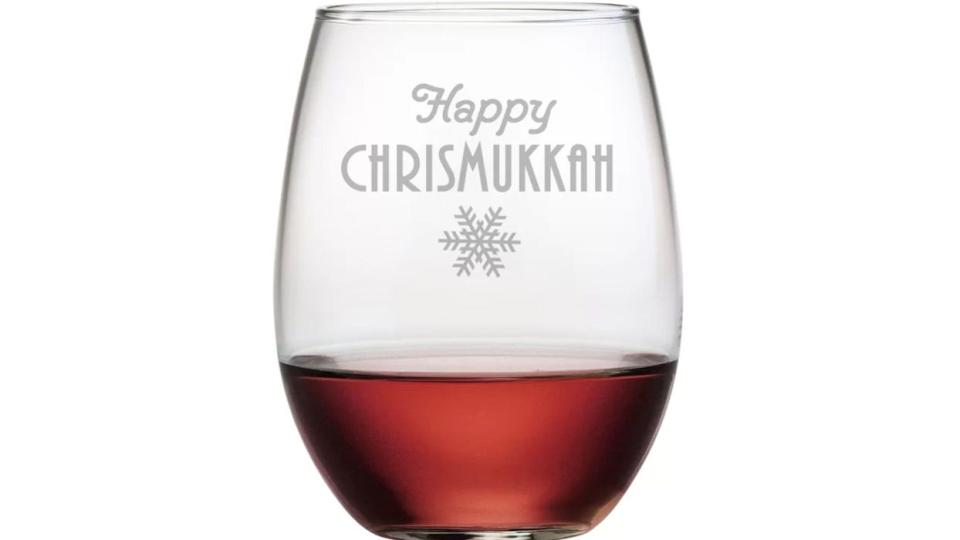 These wine glasses are a sweet option for anyone who celebrates Hanukkah and Christmas.