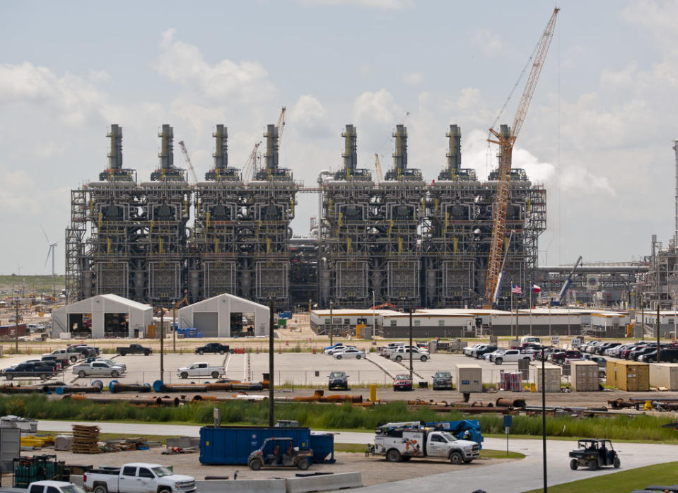 ExxonMobil Corp. and Saudi Basic Industries Corp. Gulf Coast Growth Ventures petrochemical complex under construction in Gregory, Texas, U.S., on Wednesday, July 28, 2021. The plastics plant will be the world's largest steam cracker.<span class="copyright">Eddie Seal—Bloomberg/Getty Images</span>