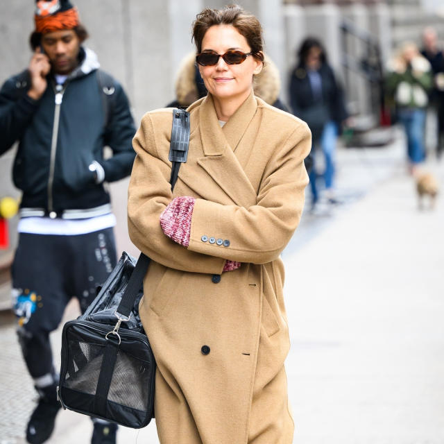 Katie Holmes spotted in NY wearing a comfy workout outfit