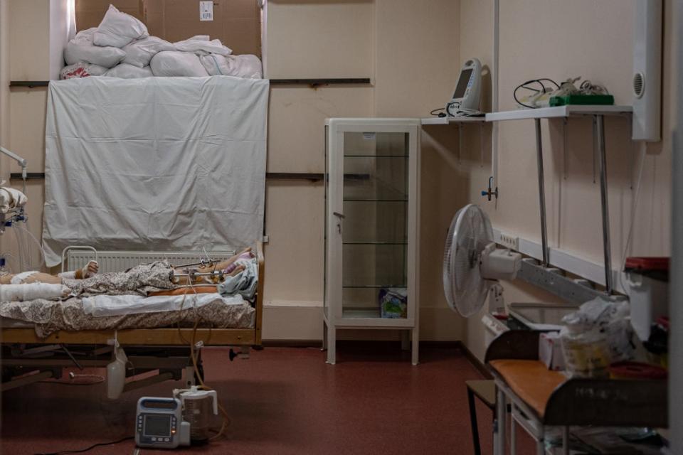 Sandbags block up the windows of Zaporizhzhia children’s hospital, which is treating the wounded from places such as Mariupol (Bel Trew)