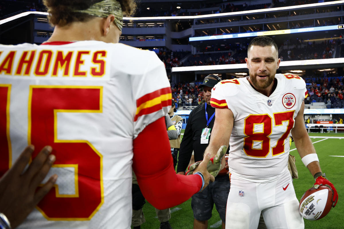 How Travis Kelce captained the Chiefs' 13-second drive vs. the Bills