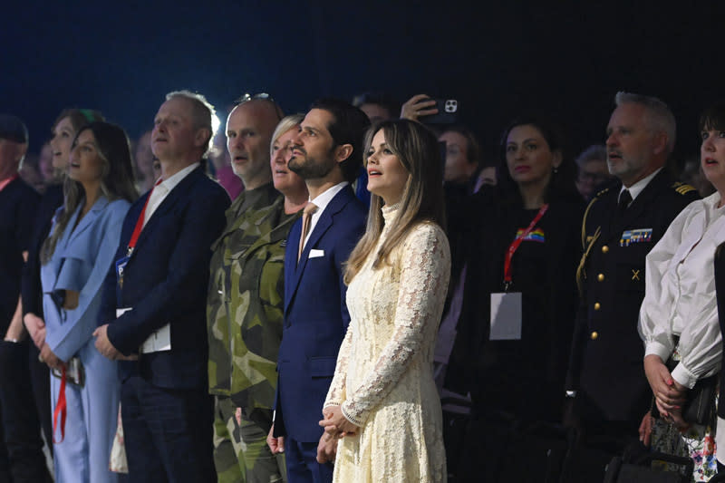 Carlos Felipe y Sofia de Suecia en el teatro Glada Hudik