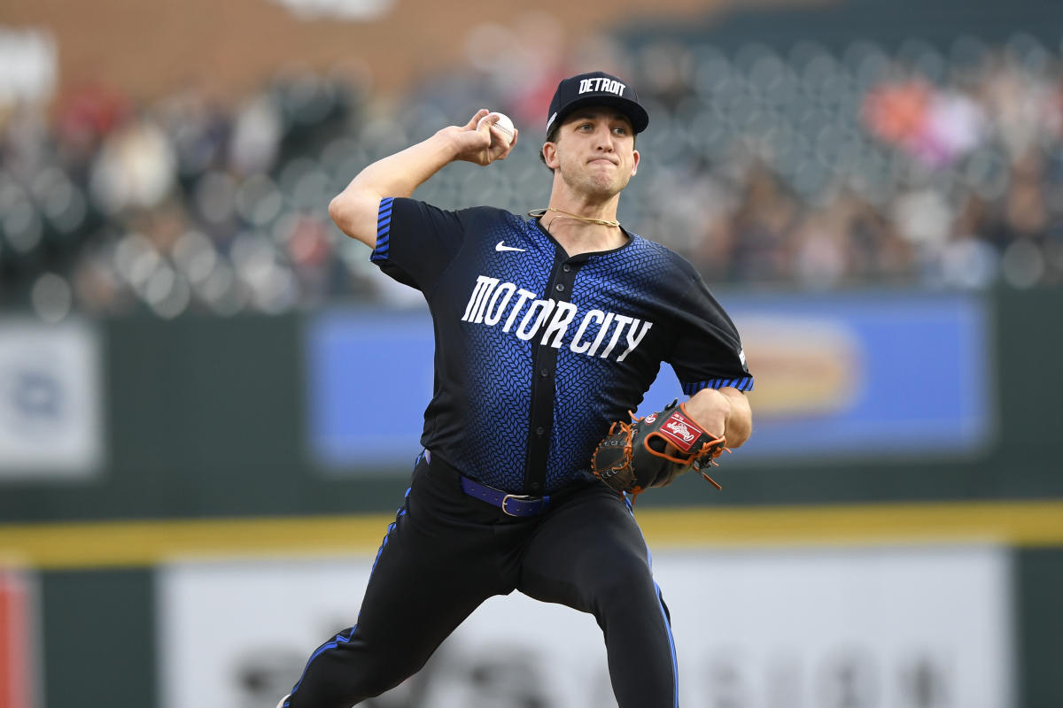 Tigers players Brieske and Hurter pitch a no-hitter in 8 innings against the Orioles