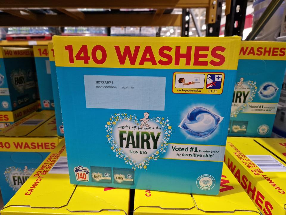 Fairy laundry detergent pods