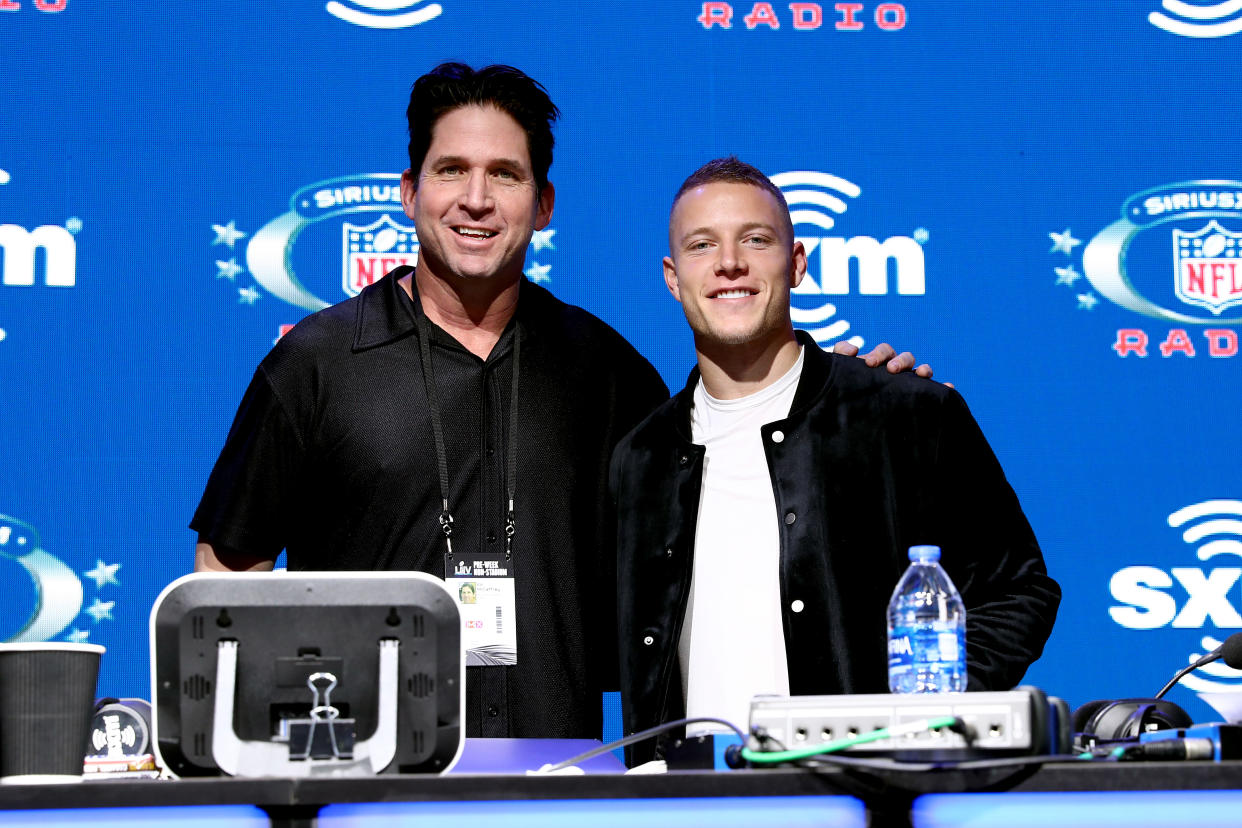Ed y Christian McCaffrey podrñian convertirse en la segunda dupla de padre e hijo en ganar el Super Bowl con una sola franquicia. (Foto: Cindy Ord/Getty Images para SiriusXM )