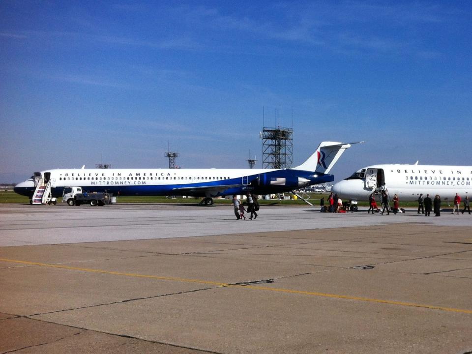 Mitt Romney Campaign Plane