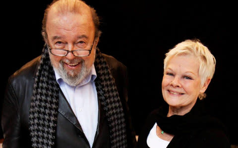 A MIDSUMMER NIGHT'S DREAM by Shakespeare ; Rehearsals ; Peter Hall (director) with Judi Dench (Titania) - Credit: Nobby Clark/ArenaPAL