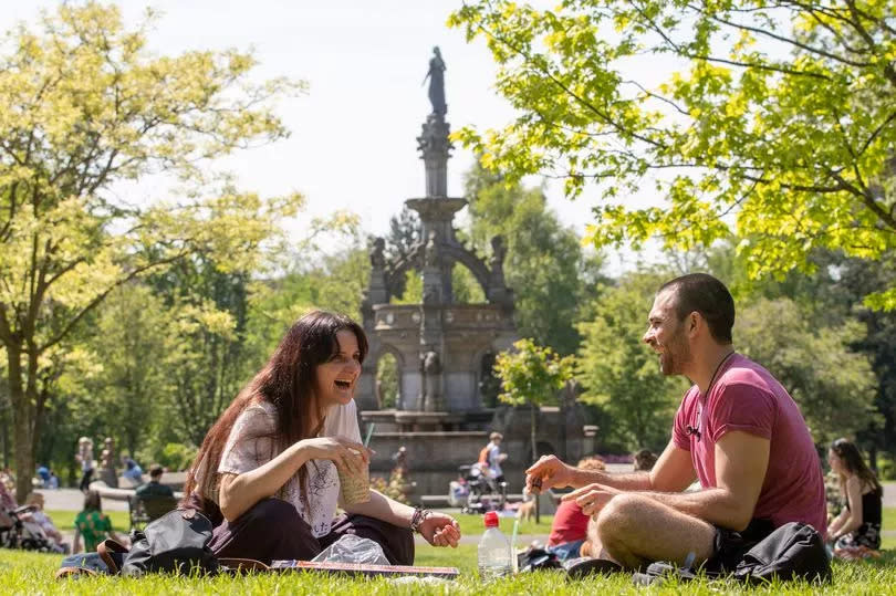 Students in Kelvingrove park