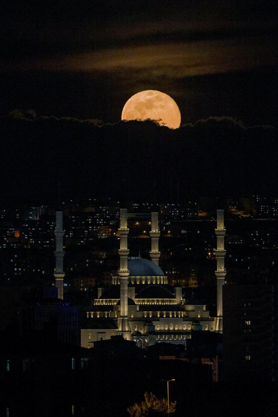 Turkey supermoon