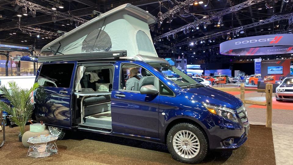 <p>Mercedes-Benz Weekender Camper</p>