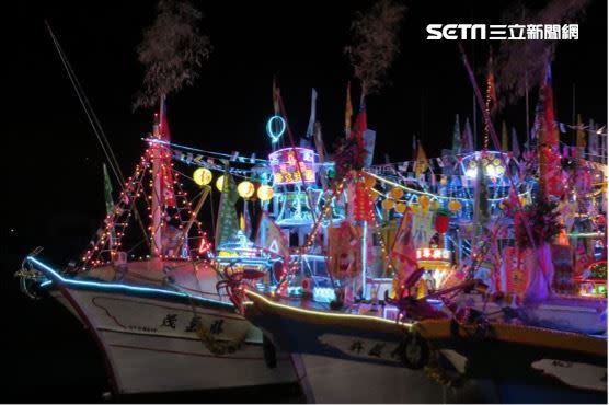 林園鳳芸宮媽祖神明船隊。（圖／高雄市政府提供）