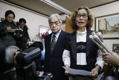 Junko Ishido, mother of Kenji Goto, a Japanese journalist who was held captive by Islamic State militants, speaks to reporters at her house in Tokyo February 1, 2015. REUTERS/Yuya Shino