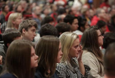 Students and community members attend a vigil at the Grove Church following a shooting at Marysville-Pilchuck High School in Marysville, Washington October 24, 2014. REUTERS/Jason Redmond