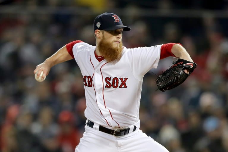 Red Sox reliever Craig Kimbrel retired the final three Dodgers batters in the ninth to complete the victory