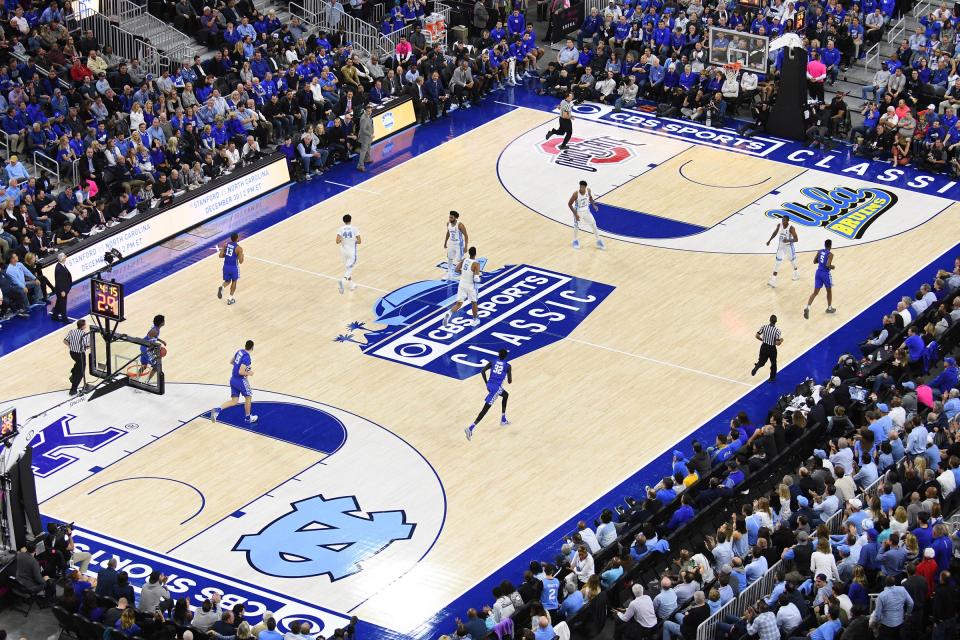 Dec 17, 2016; Las Vegas, NV, USA;  The Kentucky Wildcats and the North Carolina Tar Heels play during the CBS Sports Classic at T-Mobile Arena. Kentucky won the game 103-100.