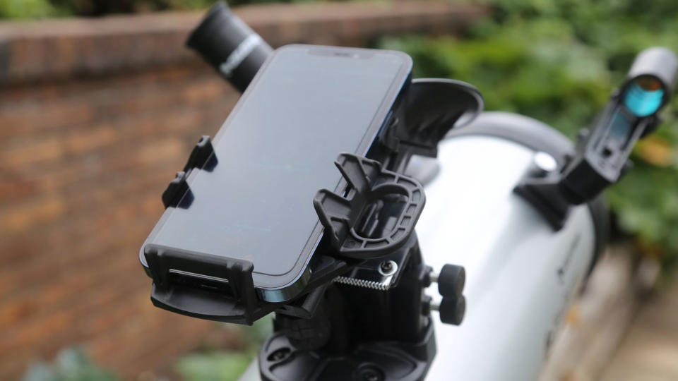 The smartphone holder on the Celestron StarSense Explorer LT 114AZ