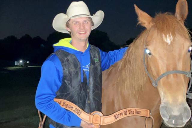 Thousands attend game warden's funeral