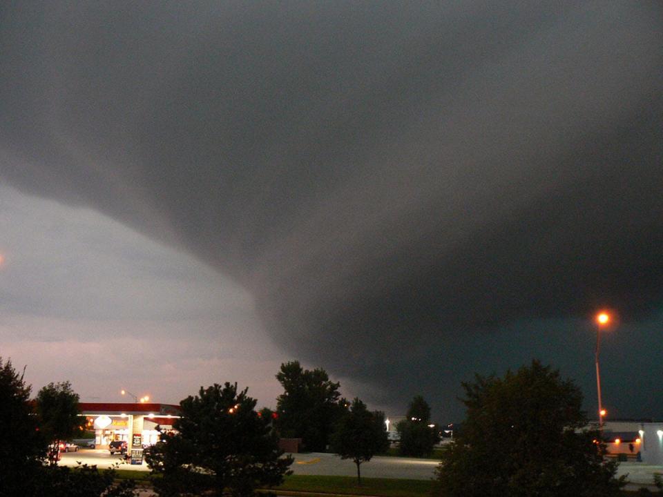 A derecho storm front approaching Sarpy County, Nebraska.
