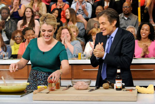 <p>Jeff Neira/Disney General Entertainment Content/Getty </p> Daphne Oz and Dr. Oz on 'The Chew' on May 15, 2015.