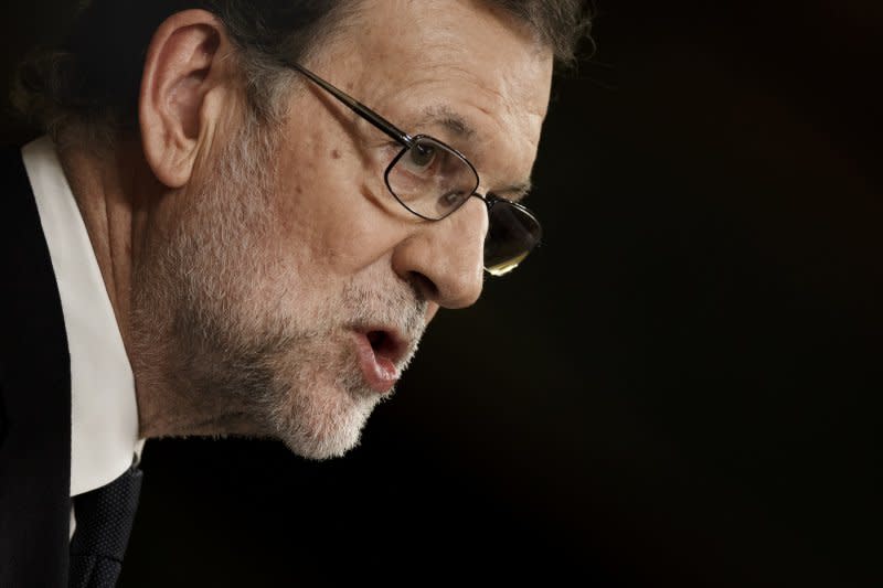 西班牙代理總理拉霍伊29日終於扶正，正式組成少數內閣。（美聯社）