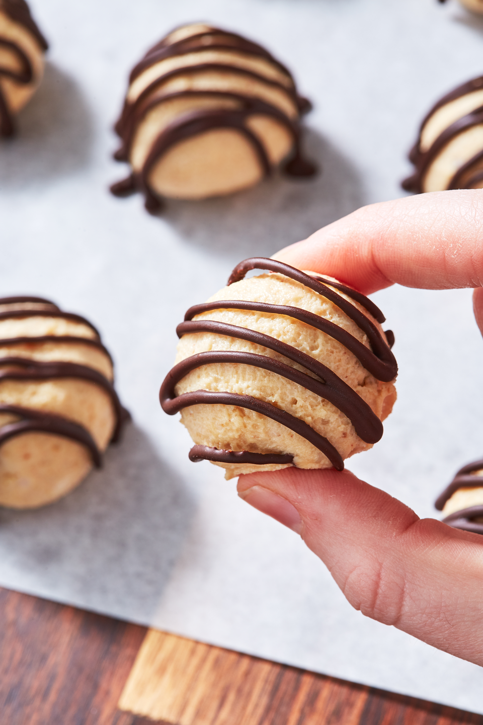 Peanut Butter Chocolate Fat Bombs