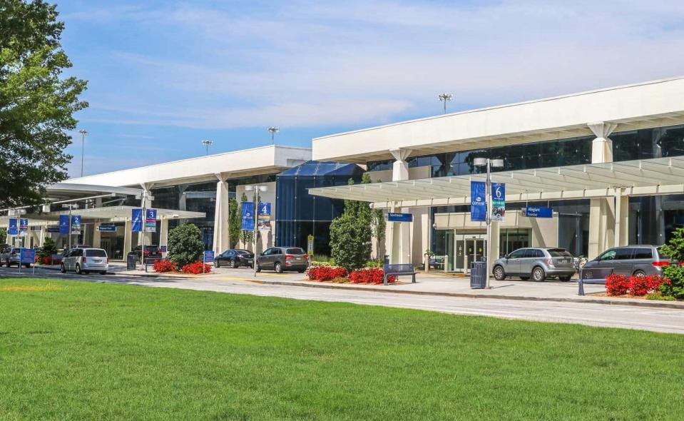 To improve the traveling experience, GSP Airport has begun a three-phase Terminal Roadway Improvement that will improve vehicle traffic flow and install infrastructure that will allow the airport to continue to grow in the future.