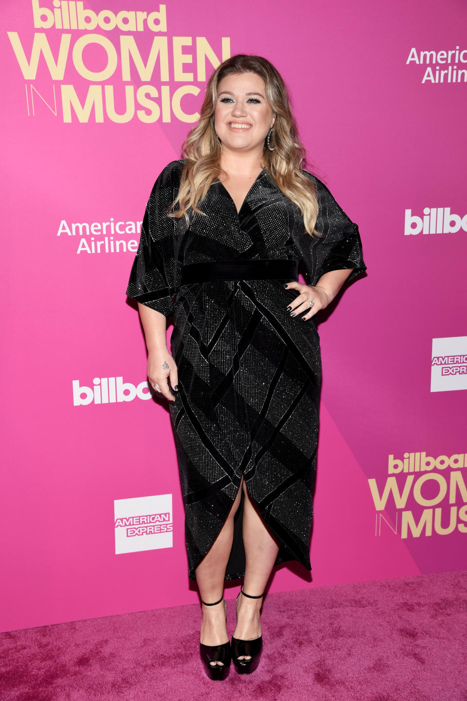 KELLY CLARKSON