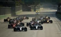 Formula One - F1 - Azerbaijan Grand Prix - Baku, Azerbaijan - June 25, 2017. Mercedes' Lewis Hamilton (44) leads at the start of the race. REUTERS/David Mdzinarishvili