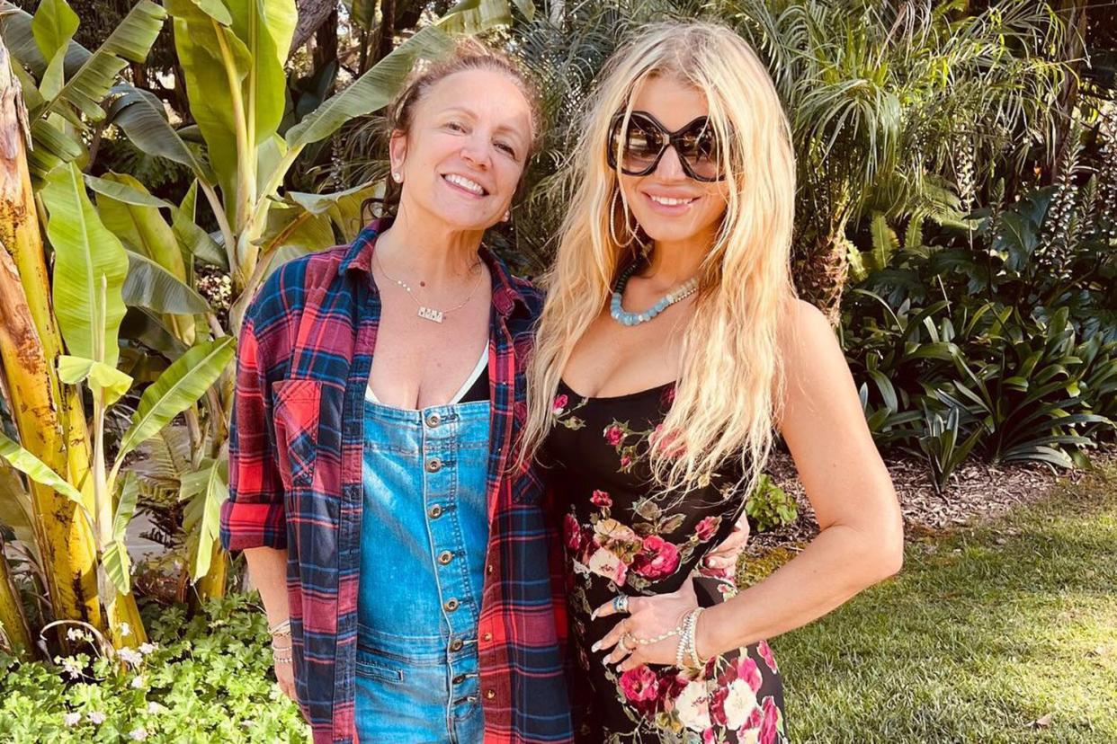 jessica Simpson Celebrates Mothers Day with Mom Tina Tout: Can I get this picture from her Instagram? https://www.instagram.com/p/CdW0n6Ct9cN/