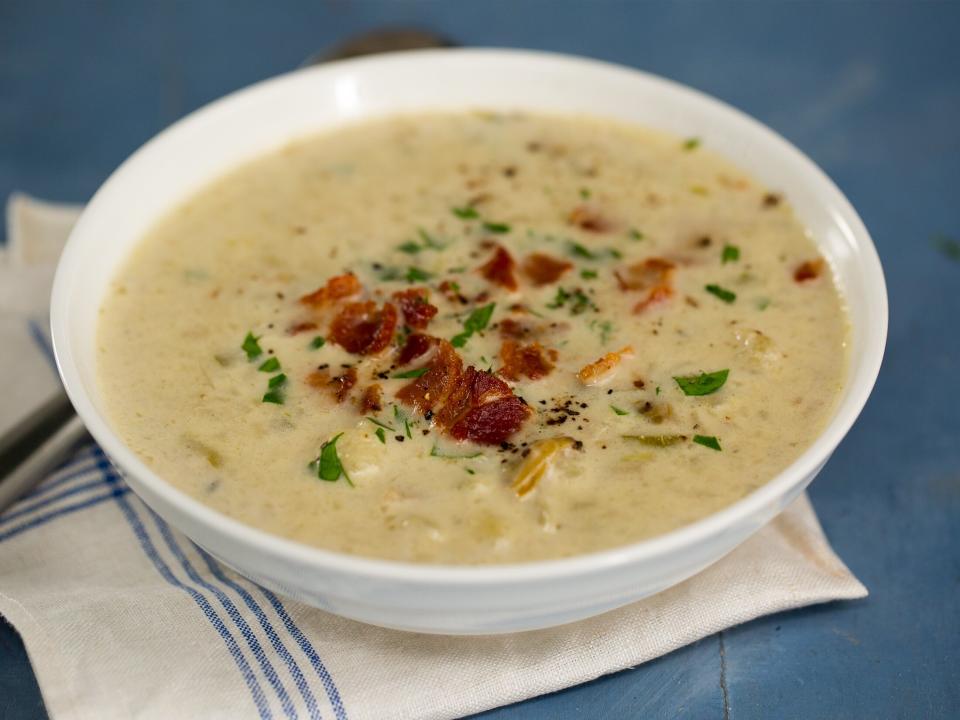 Instant Pot Keto Clam Chowder