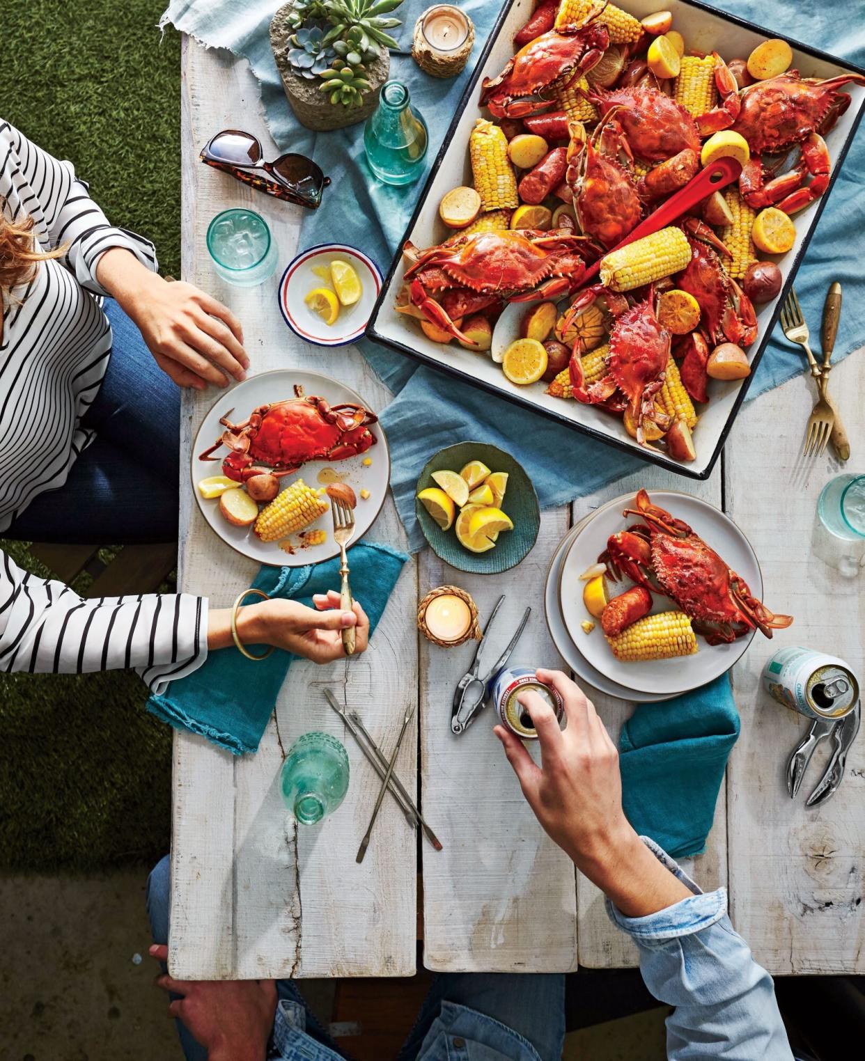 Crab Boil with Beer and Old Bay