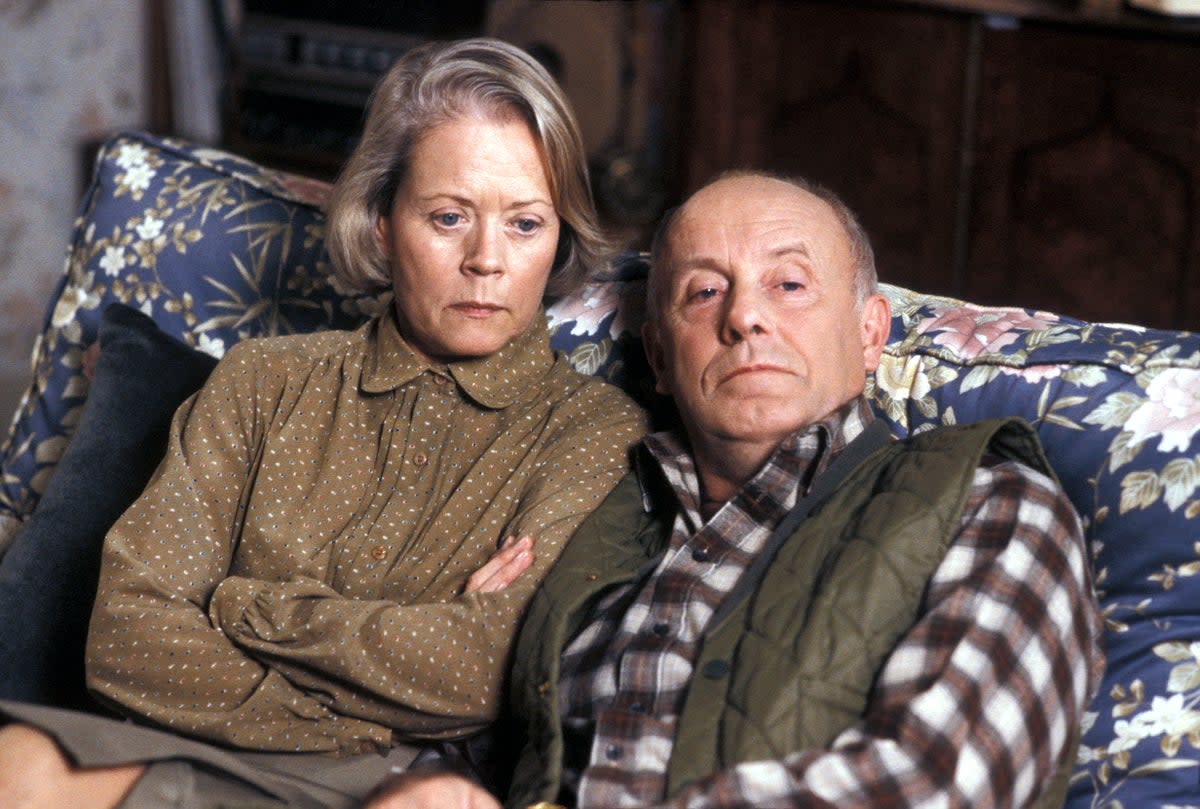 Richard Wilson pictured with on-screen wife Annette Crosby in One Foot In The Grave  (BBC)