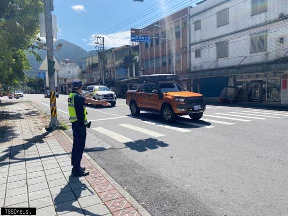 端午連假出遊車潮增，蘇花路廊車流順暢。（警方提供）