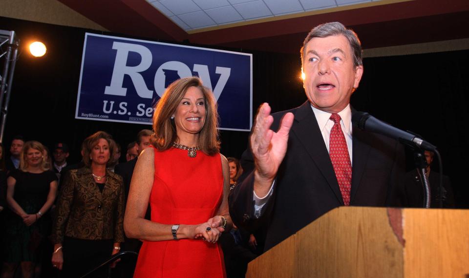 Roy Blunt addresses the crowd from the Greene County Republican Watch Party as U.S. Senator elect.