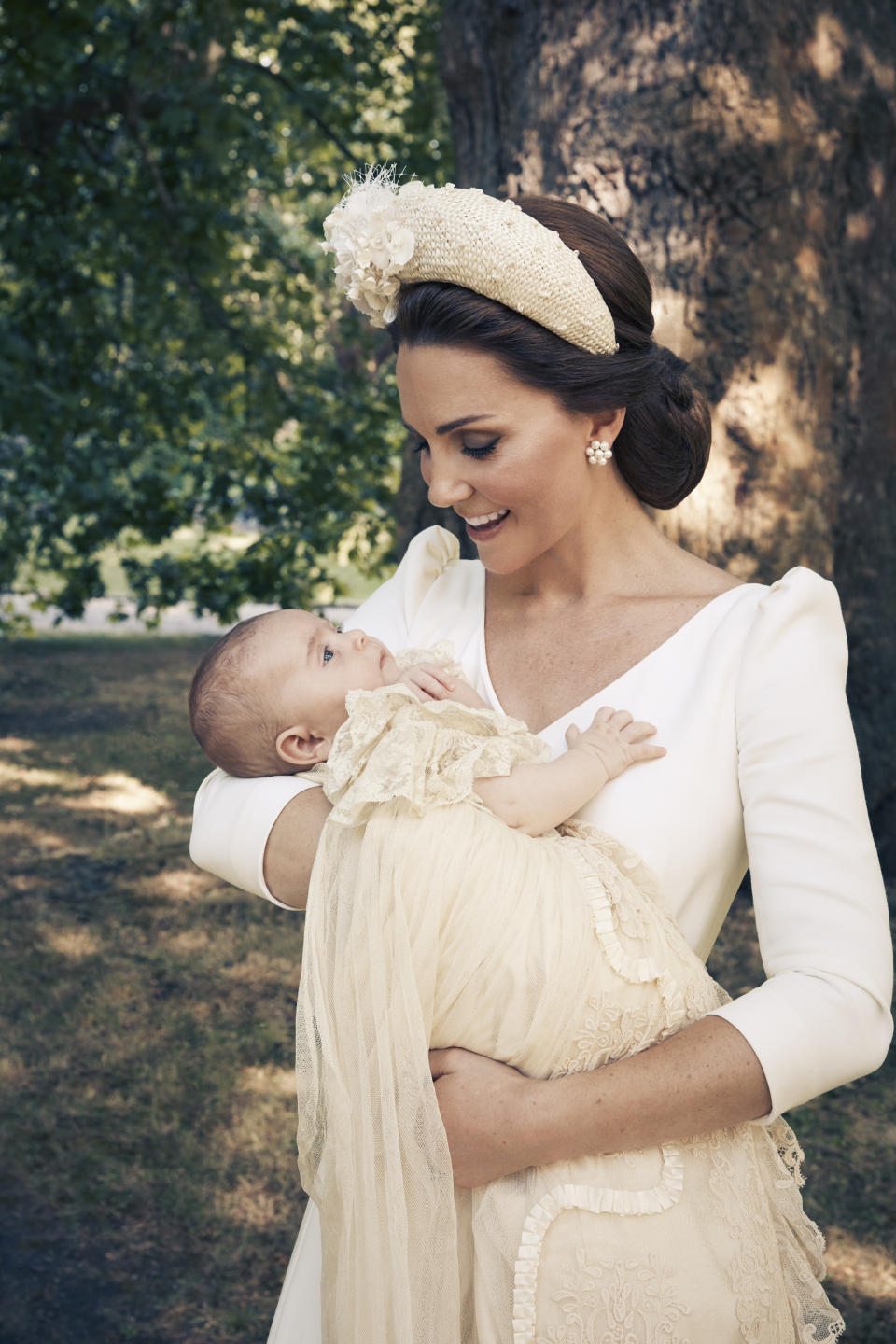 The final, and fourth, photo was a beautiful snap of the <a href="https://au.be.yahoo.com/kate-middletons-replica-outfit-prince-louis-christening-205737266.html" data-ylk="slk:Duchess of Cambridge;elm:context_link;itc:0;sec:content-canvas;outcm:mb_qualified_link;_E:mb_qualified_link;ct:story;" class="link  yahoo-link">Duchess of Cambridge</a> cradling Prince Louis. Source: Getty