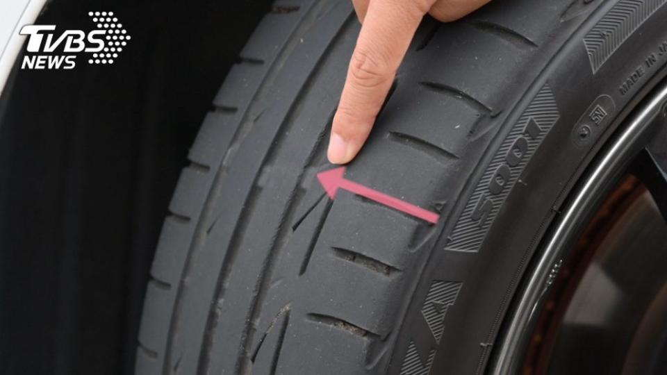 輪胎要確保還有足夠的胎紋，並且胎壓在正常的範圍內。(圖片來源/ TVBS)