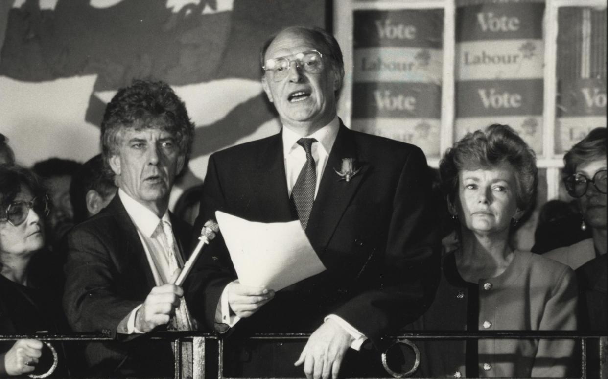 Neil Kinnock concedes defeat outside Walworth Road in the early hours of the morning