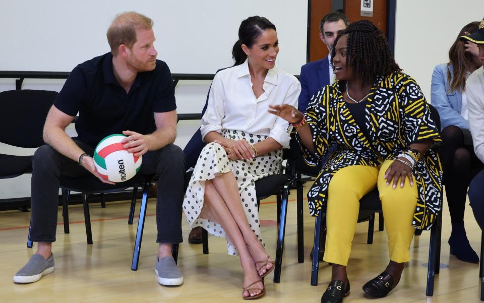 Meghan wore a shirt by Giuliva Heritage and a skirt by Colombian designer Juan De Dios in the afternoon of day two of the tour