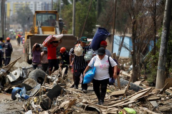 "El Niño Costero" continúa azotando a Perú, con 72 muertos