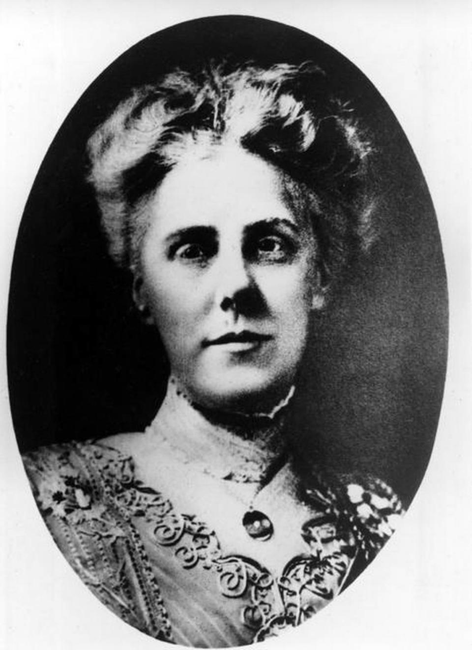 Anna Jarvis promoted and achieved the proclamation of Mother’s Day as a national holiday, in honor of her mother, Anna Marie Reeves Jarvis.