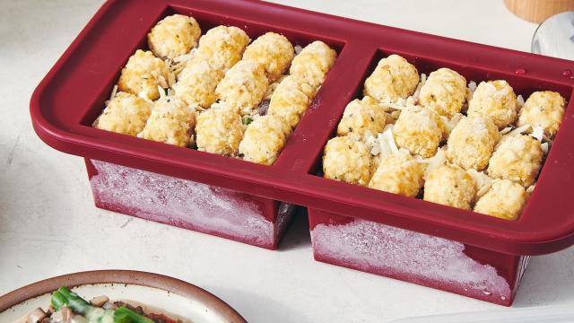 The Souper Cubes Freezer Tray Is a Genius $20 Find on