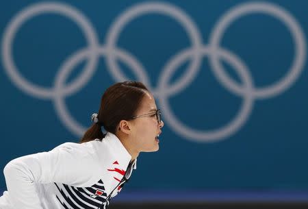 Curling - Pyeongchang 2018 Winter Olympics - Women's Final - Sweden v South Korea - Gangneung Curling Center - Gangneung, South Korea - February 25, 2018 - Kim Seon-yeong of South Korea competes. REUTERS/Phil Noble