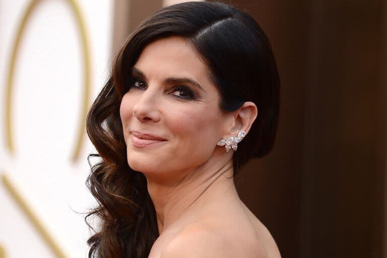 Sandra Bullock sufrió la exposición mediática y la sorteó con bajo perfil y escasas declaraciones a la prensa