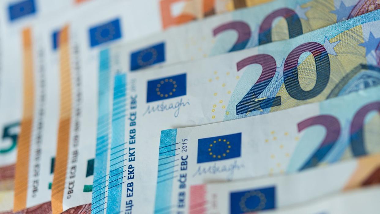 Euro-Bargeld könnte bald durch eine Digitalwährung ergänzt werden.