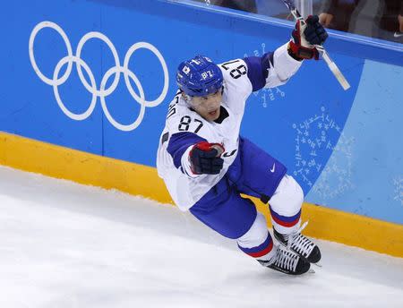 Ice Hockey – Pyeongchang 2018 Winter Olympics – Men Preliminary Round Match – Czech Republic v South Korea - Gangneung Hockey Centre, Gangneung, South Korea – February 15, 2018 - Cho Min-ho of South Korea celebrates after scoring a first period goal. REUTERS/Brian Snyder