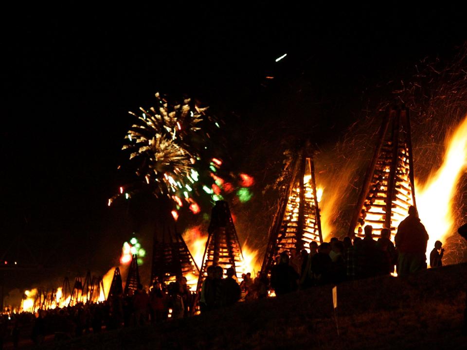 christmas bonfire louisiana